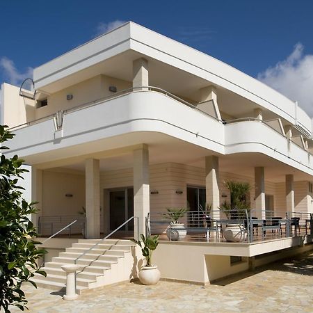 Residenza Del Mare Otel Sant Isidoro  Dış mekan fotoğraf